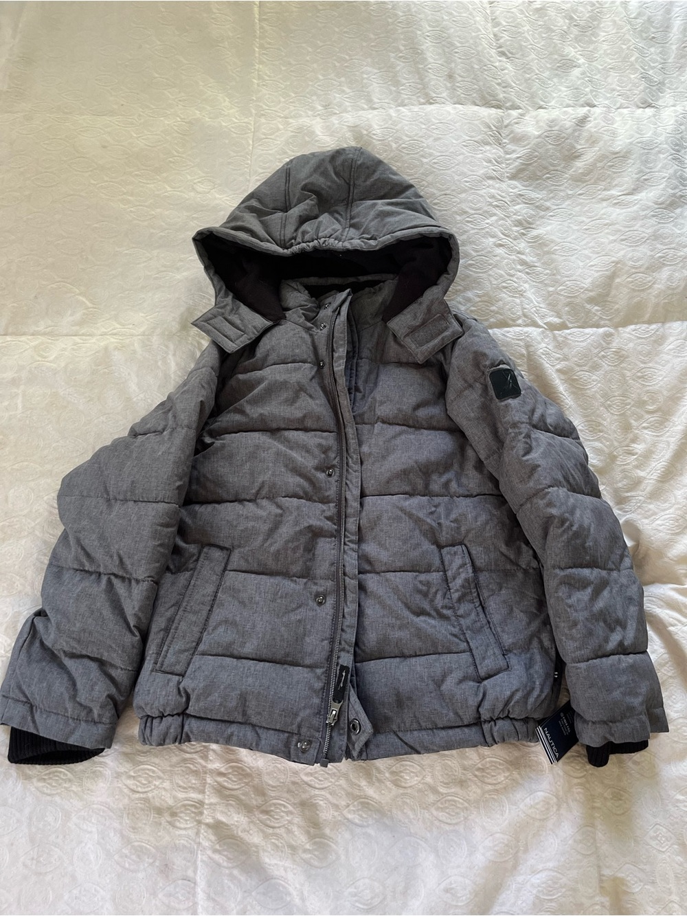 NWT: Nautica Kids Hooded Puffer Jacket - Gray size 8